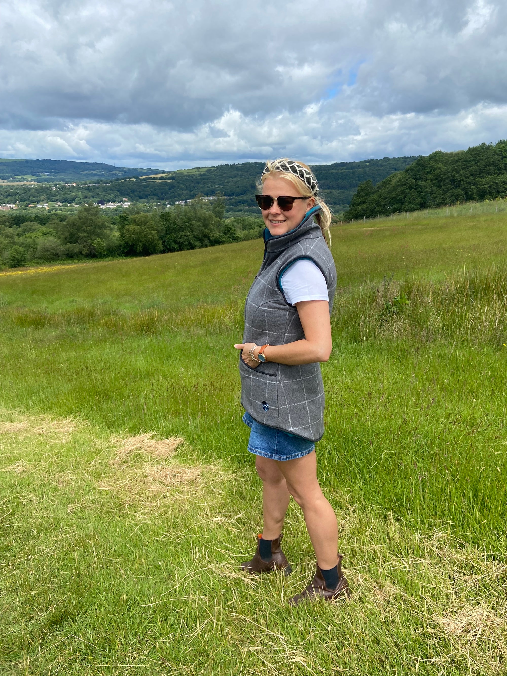Selkie Ladies Tweed Gilet